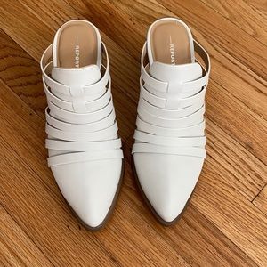 Report White Mules